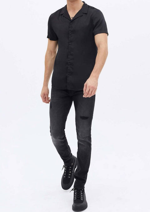 Revere collar black shirt
