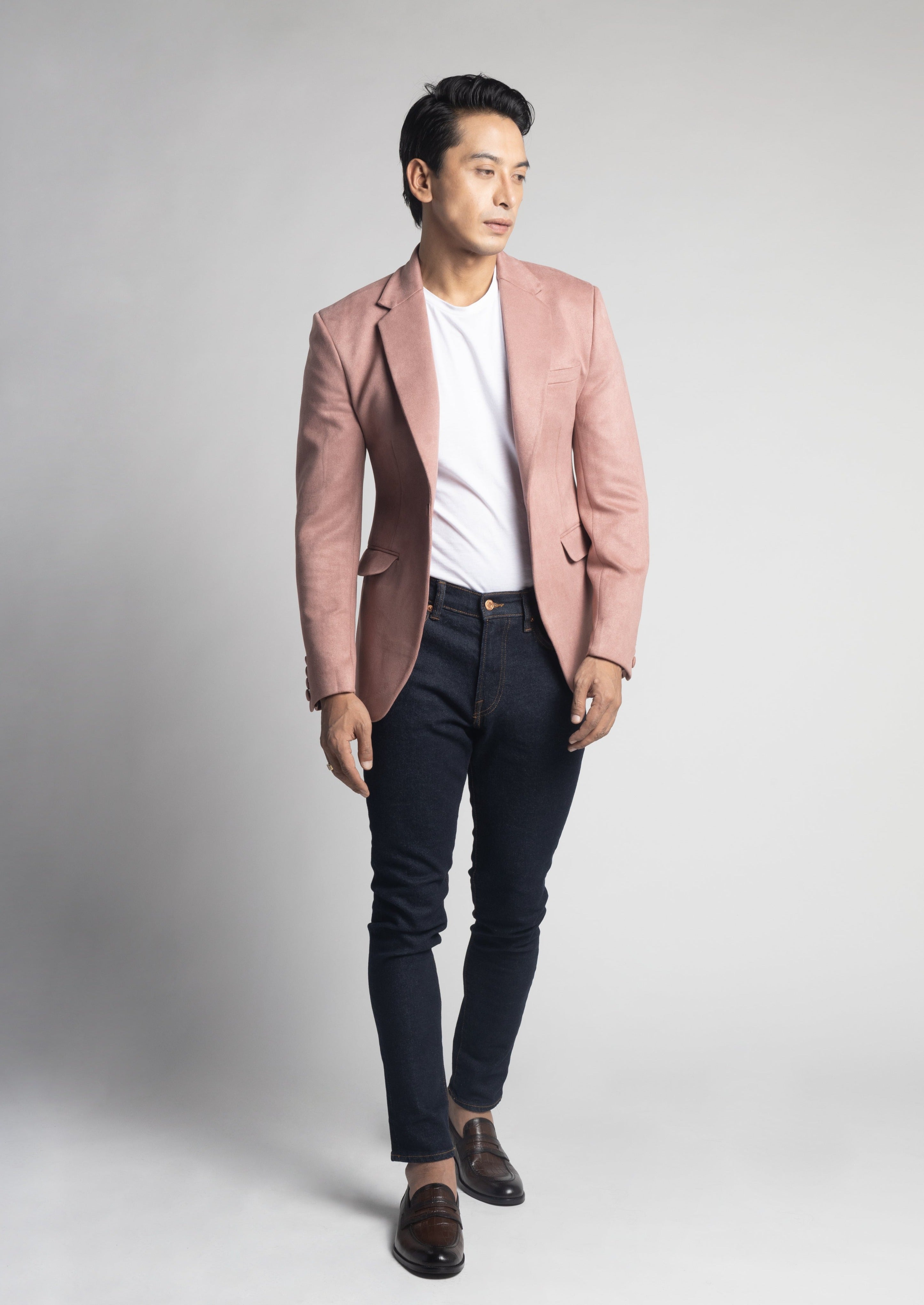 Pink blazer best sale with black shirt