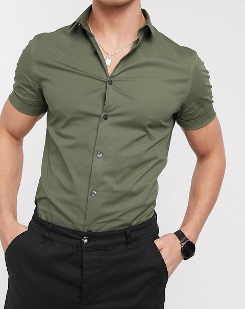 Short sleeve muscle fit shirt