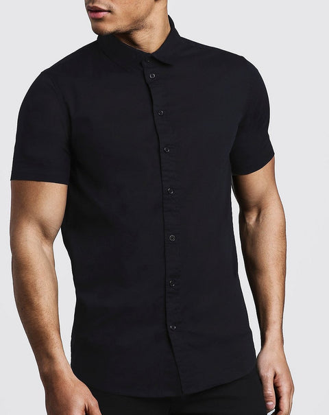 Black muscle fit shirt