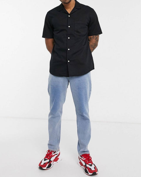 Short sleeve with revere collar in black