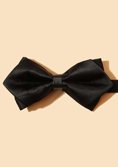 Black two layered bow tie