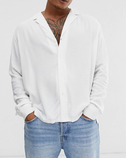 Relaxed fit shirt with low revere collar